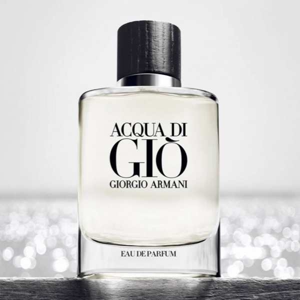 Giorgio Armani Acqua Di Gio Eau de Parfum 100ml - perfumeuk.co.uk