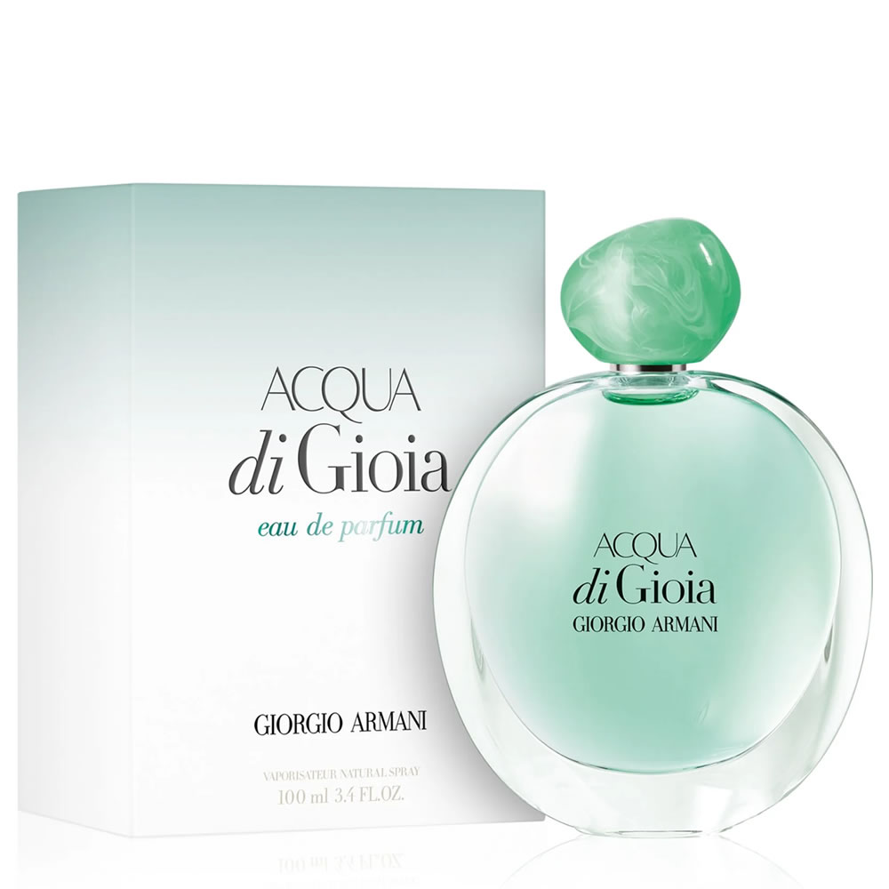 Armani perfume female 2025