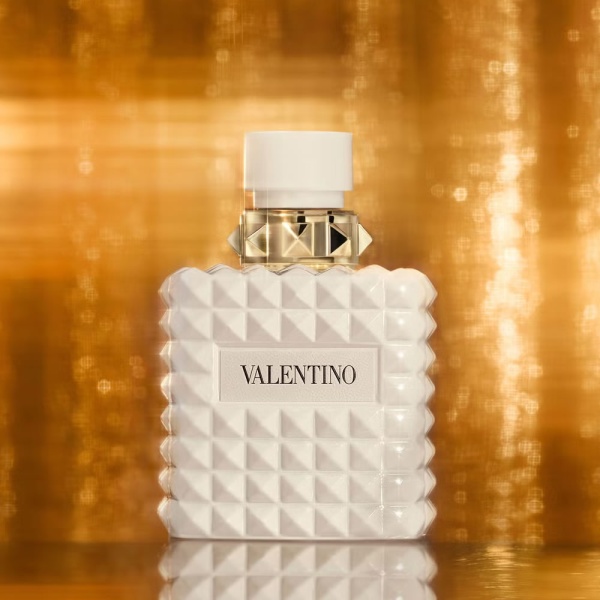 Valentino Donna Born In Roma Ivory EDP 50ml - perfumeuk.co.uk